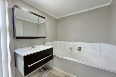 Photo of property in 2 Rimu Place, Tokoroa, 3420