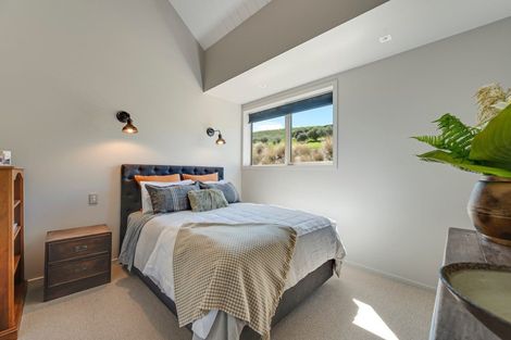 Photo of property in 92 Threepwood Road, Lake Hayes, Queenstown, 9371