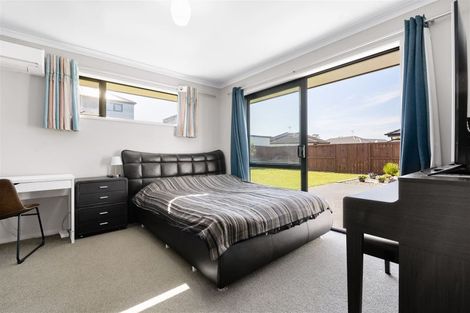 Photo of property in 16 Chalgrove Road, Huntington, Hamilton, 3210