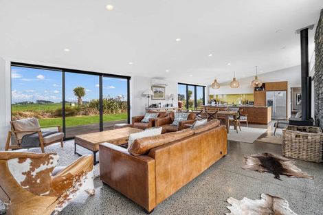 Photo of property in 106b Watt Livingstone Road, Westmere, Whanganui, 4574