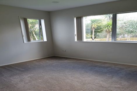 Photo of property in 218b Metcalfe Road, Ranui, Auckland, 0612