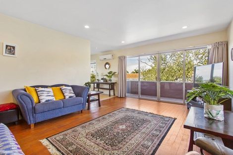 Photo of property in 104 Te Atatu Road, Te Atatu South, Auckland, 0610