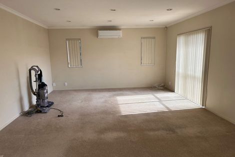 Photo of property in 2/168 Rangitoto Road, Papatoetoe, Auckland, 2025