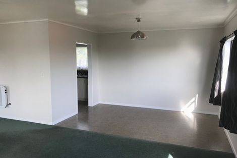 Photo of property in 1/13 Exeter Place, Unsworth Heights, Auckland, 0632