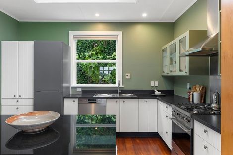 Photo of property in 20 Pearce Street, Vogeltown, Wellington, 6021