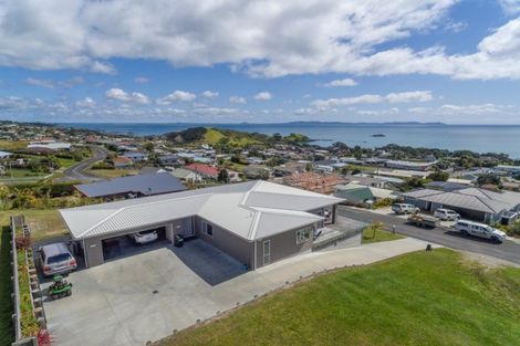 Photo of property in 6 Christine Drive, Coopers Beach, 0420