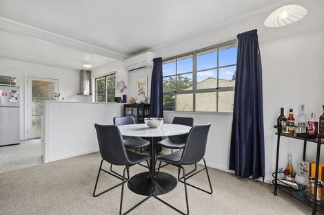 Photo of property in 72b Oakfield Crescent, Pukete, Hamilton, 3200