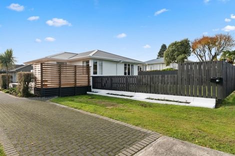 Photo of property in 16 Basley Road, Owhata, Rotorua, 3010