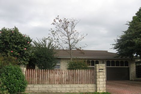 Photo of property in 176 Amberley Avenue, Highbury, Palmerston North, 4412