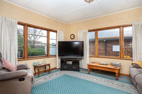 Photo of property in 50 Mcphee Street, Dannevirke, 4930