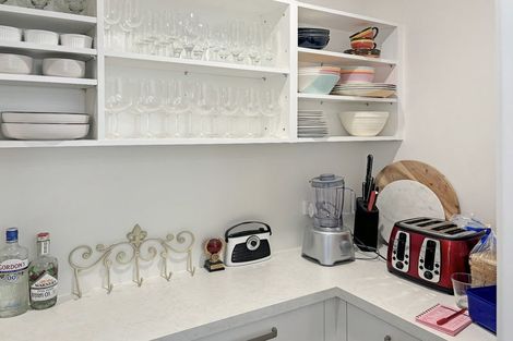 Photo of property in 38a Brookvale Road, Havelock North, 4130