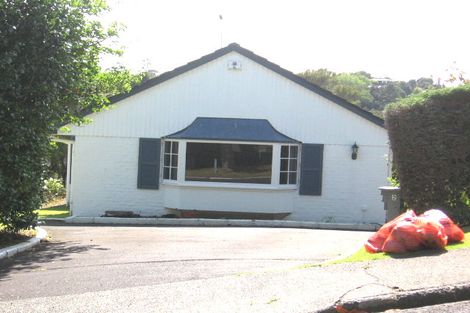 Photo of property in 2 Hague Place, Birkenhead, Auckland, 0626