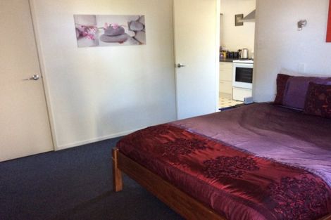 Photo of property in 27 Pukeko Place, Westshore, Napier, 4110