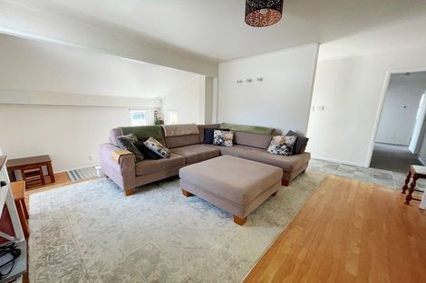 Photo of property in 15 Rosalind Road, Glenfield, Auckland, 0629