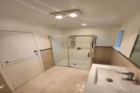 Photo of property in 63 Thompson Terrace, Manurewa, Auckland, 2102