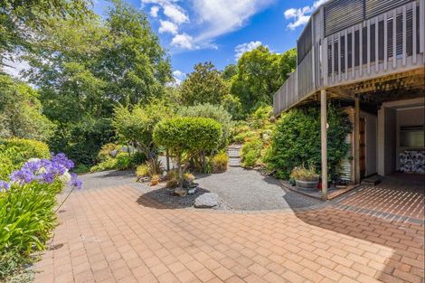 Photo of property in 19 Te Urunga Place, Acacia Bay, Taupo, 3330