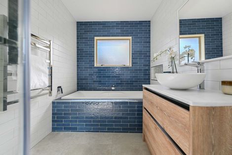 Photo of property in 40 Bartholomew Drive, Nawton, Hamilton, 3200