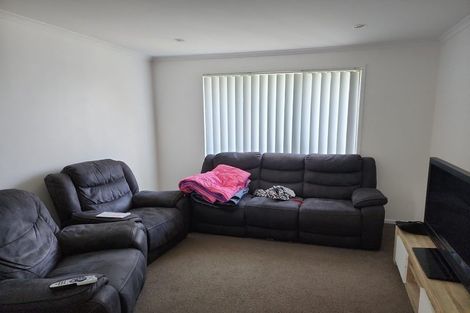 Photo of property in 24 Pyne Crescent, Pokeno, 2402