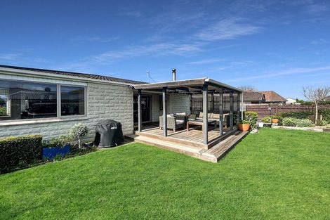 Photo of property in 23 Norfolk Crescent, Feilding, 4702