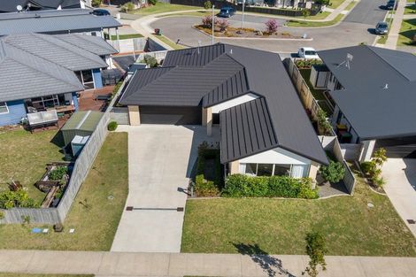 Photo of property in 16 Dunkeld Drive, Papamoa, 3118