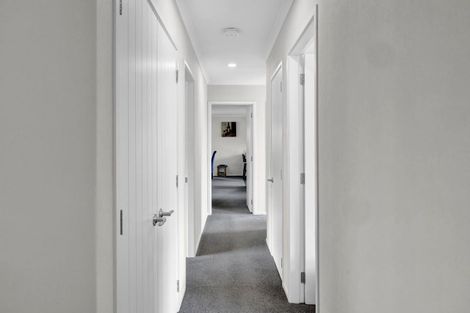 Photo of property in 120 Pohutukawa Place, Waiwhakaiho, New Plymouth, 4312