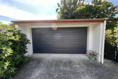 Photo of property in 2/17 Karen Lane, Beckenham, Christchurch, 8023