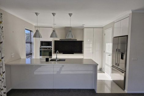 Photo of property in 55 Pendarves Street, New Plymouth, 4310