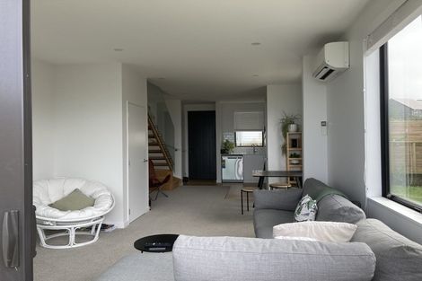 Photo of property in 4/52 High Street, Island Bay, Wellington, 6023