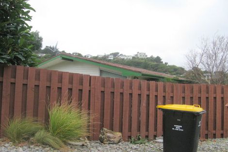 Photo of property in 28 Woolwich Close, Whitby, Porirua, 5024