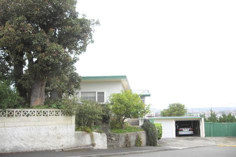 Photo of property in 43 May Avenue, Hospital Hill, Napier, 4110