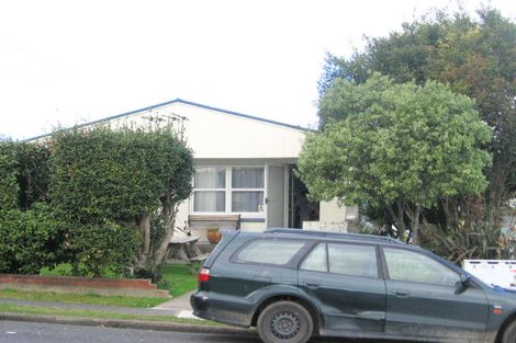 Photo of property in 1/18 Coles Crescent, Papakura, 2110