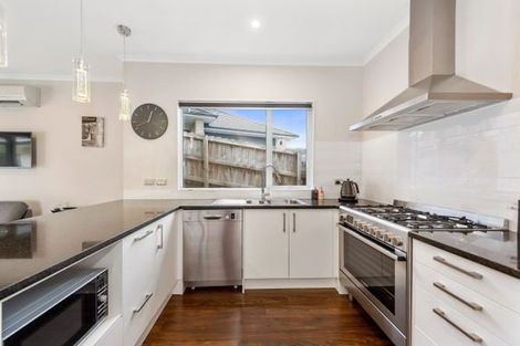 Photo of property in 11 Teaview Court, Huntington, Hamilton, 3210