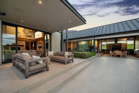 Photo of property in 62 Foster Road, Kumeu, 0891