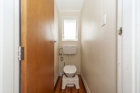 Photo of property in 7/55 Apu Crescent, Lyall Bay, Wellington, 6022