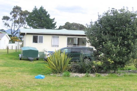 Photo of property in 121 Beverley Terrace, Whangamata, 3620