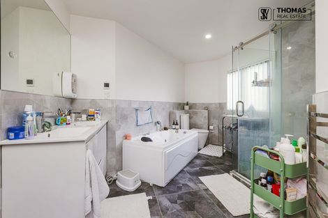 Photo of property in 38a James Tyler Crescent, Lynfield, Auckland, 1042