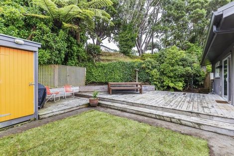 Photo of property in 23 West Road, Northland, Wellington, 6012