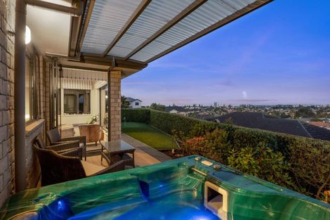 Photo of property in 53 Grand Drive, Orewa, 0931