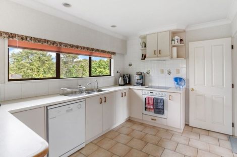 Photo of property in 591 Great South Road, Rosehill, Papakura, 2113