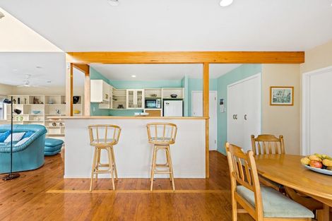 Photo of property in 8 Harbour View Road, Point Wells, Warkworth, 0986