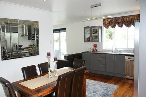 Photo of property in 9 Collins Street, Hawera, 4610