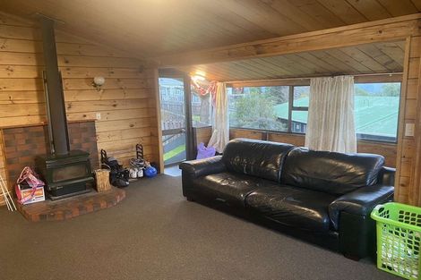 Photo of property in 101 Conclusion Street, Ascot Park, Porirua, 5024