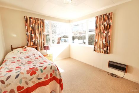 Photo of property in 69 Main North Road, Geraldine, 7930