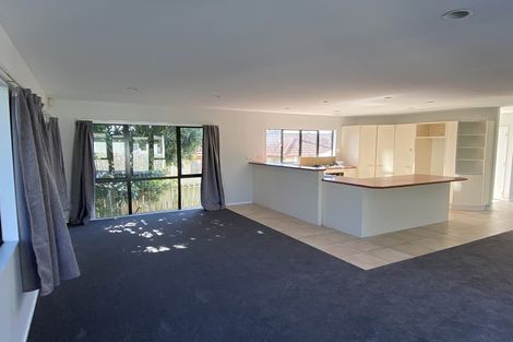 Photo of property in 5a Oakleigh Avenue, Takanini, 2112