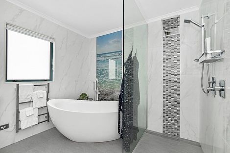 Photo of property in 26a Sunbrae Grove, Mount Maunganui, 3116