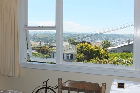 Photo of property in 12 Selwyn Street, South Hill, Oamaru, 9400