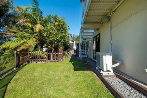 Photo of property in 2/74 Glamorgan Drive, Torbay, Auckland, 0630