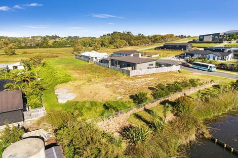 Photo of property in 68 Weka Street, Mangawhai, 0505