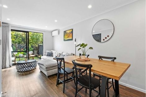 Photo of property in 36 Wharara Lane, Massey, Auckland, 0614