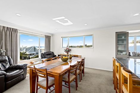 Photo of property in 15 Kawau View Road, Snells Beach, 0920